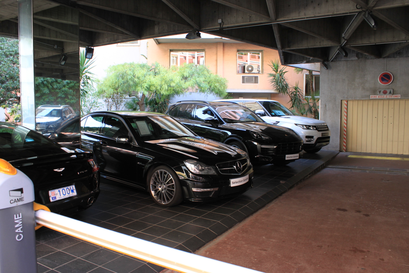 Illustration for article titled Mediterranean Cruise Car Spotting and Other Cool Stuff Photo Dump